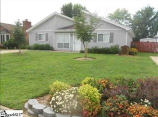 107 Flagstone Dr, Easley, SC 29642