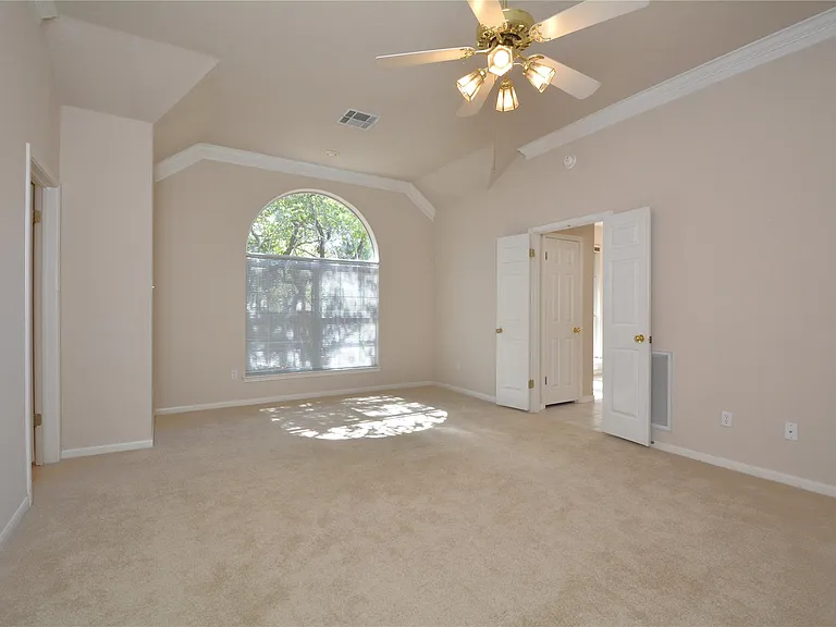 11509 Leon Grande Cv — Photo 18