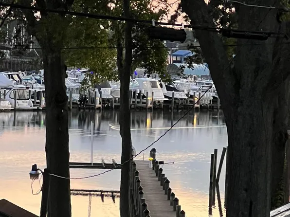 1032 Wiers Rd, Edgewater, MD 21037