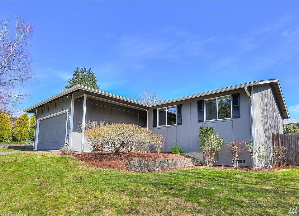 1st image of 10904 158th Ct NE