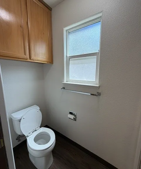 1332 Glenbrook Way — Photo 16
