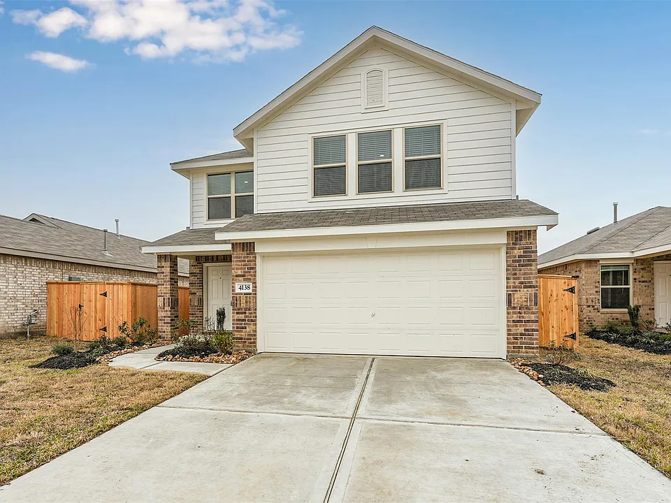 9123 Estes Lakes Dr