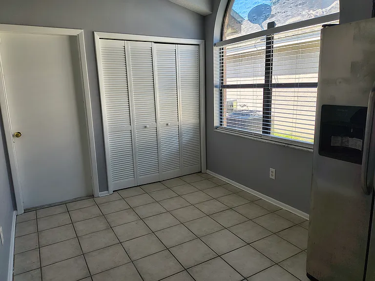 419 Brightview Dr — Photo 12