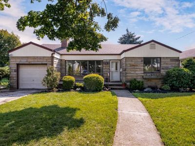 35 Doris Ave, Franklin Square, NY, 11010