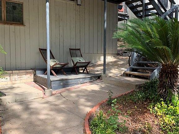 2nd image of 1509 Shoal Creek Blvd
