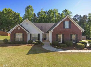 135 Summit Chase Dr, Jefferson, GA 30549