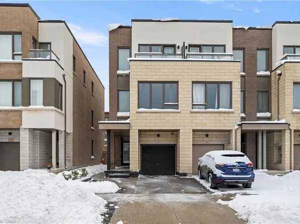 193 Huguenot Rd, Oakville, ON L6H 0L6