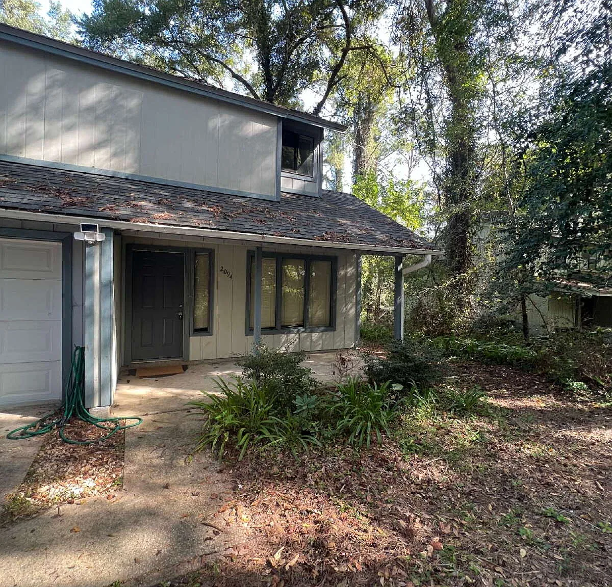 2 bed, 2.0 bath, 1325 sqft, $1,800 — Photo 2