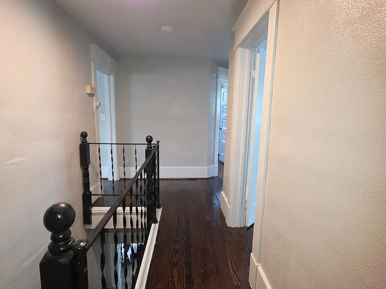 420 Riverland Rd SE #B — Photo 13