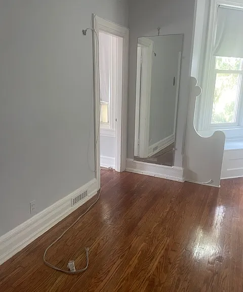 5 E 4th St #3 — Photo 7