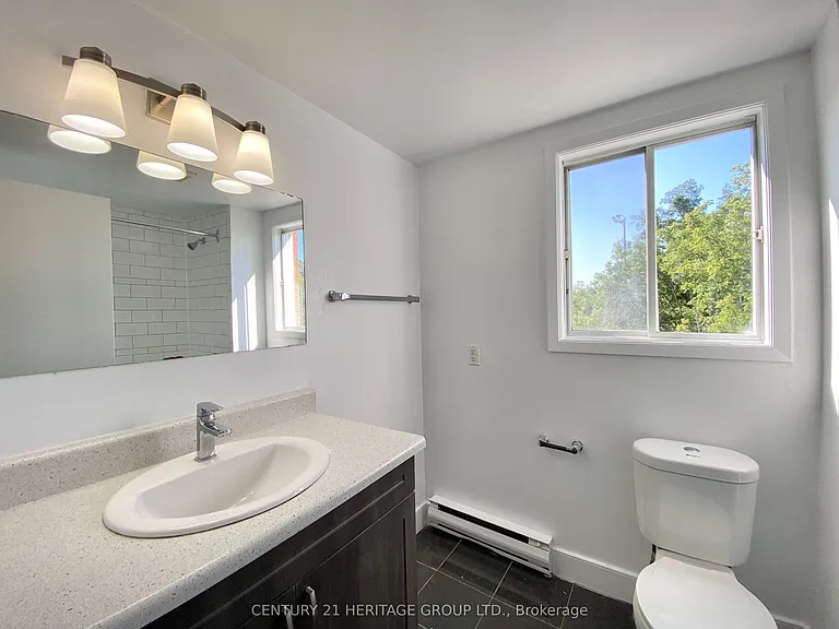 170 Grove St E #302 — Photo 12