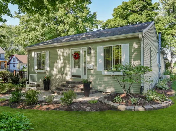 505 Eagle St, Naperville, IL 60563