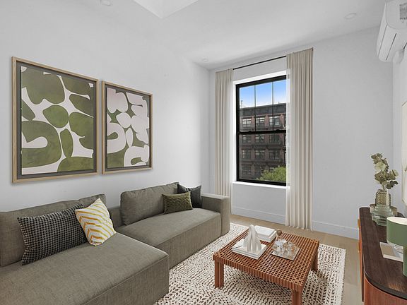 4th image of 149 2nd Ave APT 4