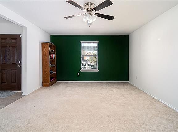 3rd image of 1836 Vernon Dr