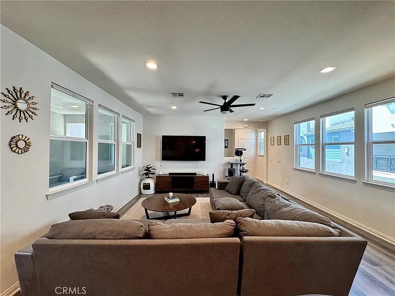 10577 Cannon Dr — Photo 7