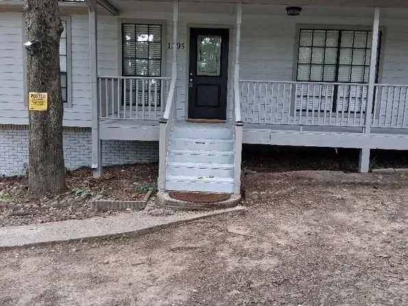 1305 Sun Cir, Moody, AL 35004