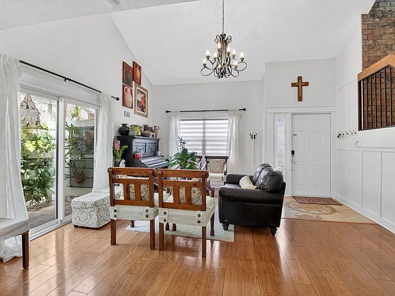 4th image of 22859 N Sandalfoot Boulevard