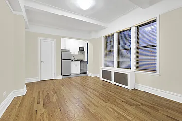 Rented by Cooper & Cooper Real Estate