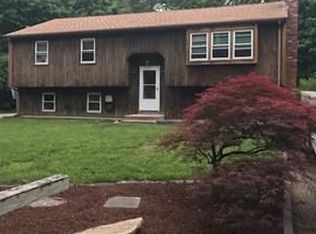 21 Julia Ave, Franklin, MA 02038