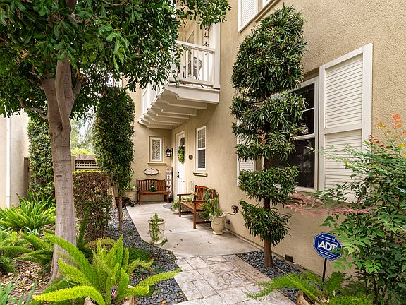 2nd image of 27014 Monterey Ave