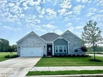 2287 Hyacinth Ln, Hernando, MS, 38632
