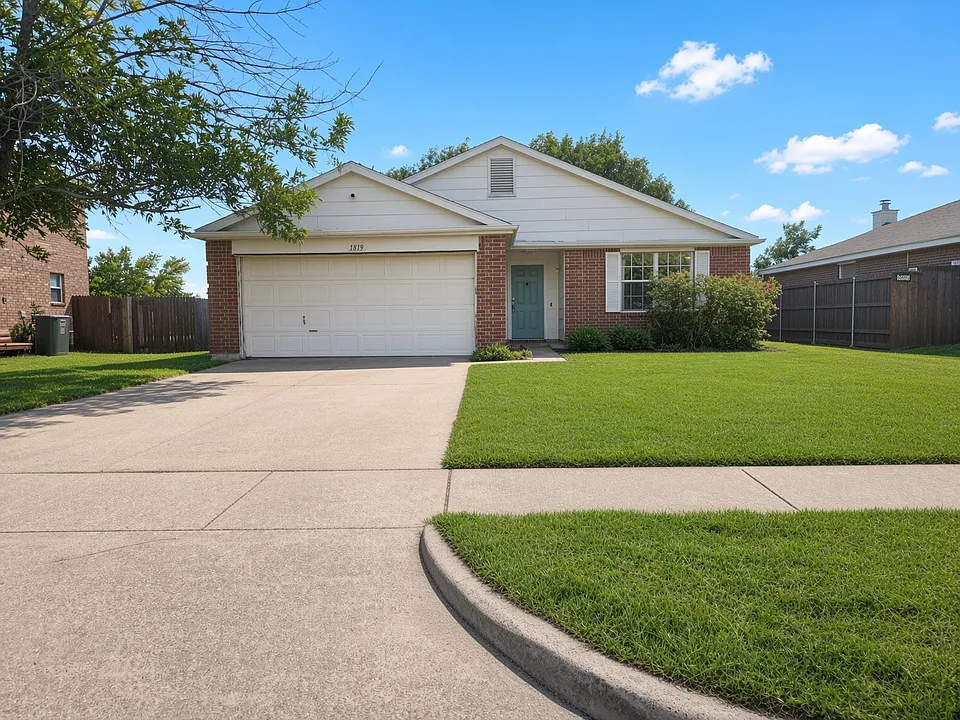 1819 Purdue Dr