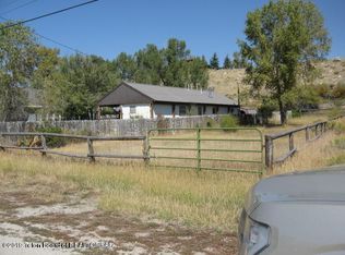 15 W Lake Rd, Pinedale, WY 82941