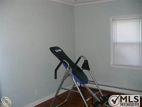Bedroom 2.JPG