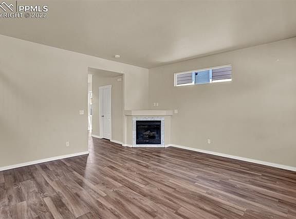 3rd image of 5167 Dovetail Ln