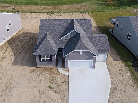 2nd image of 5488 Arapaho Way