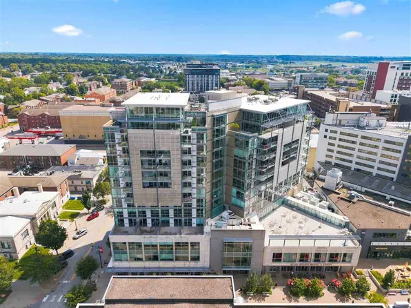 221 E College St APT 901, Iowa City, IA 52240