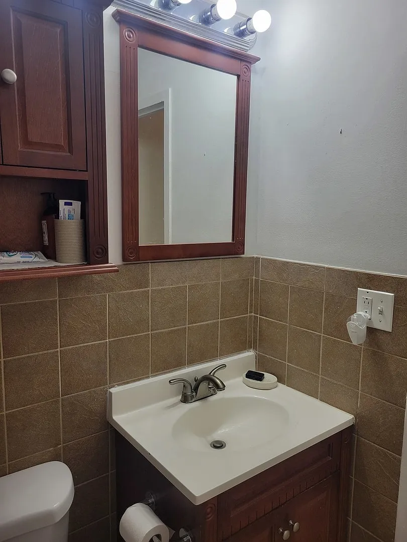 6171 N Sheridan Rd — Photo 4