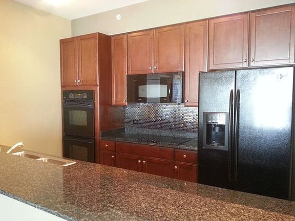 5th image of 1235 S Prairie Ave #Gu134