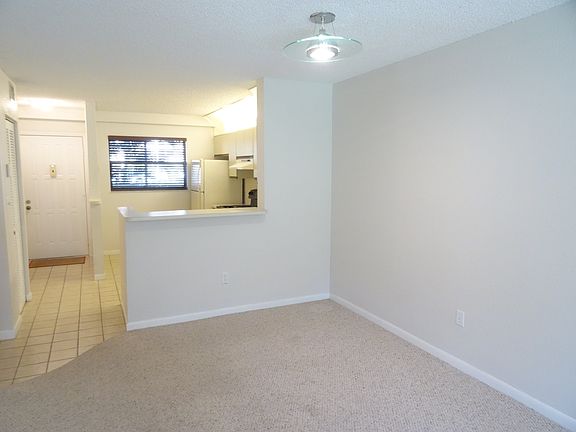 4th image of 7515 NW 79th Ave APT 111