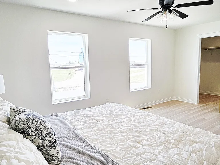 1015 Gwyn Ave — Photo 21