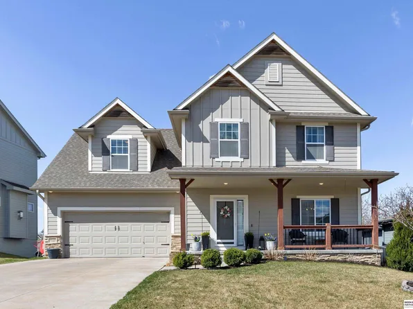 8618 S 169th St, Omaha, NE 68136