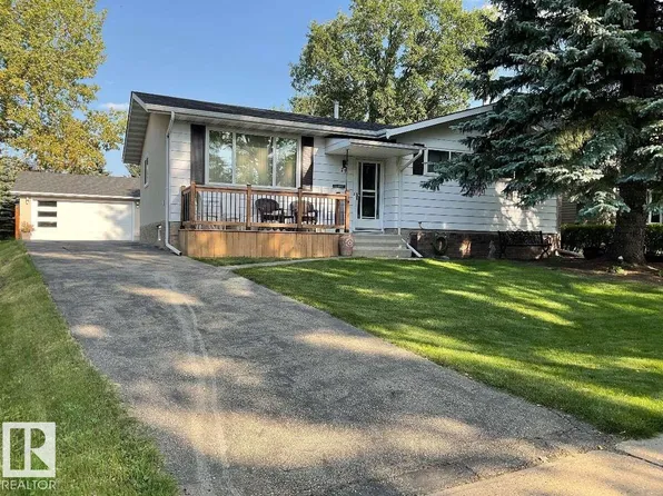 74 Greystone Cres, Strathcona County, AB T8A 3E6