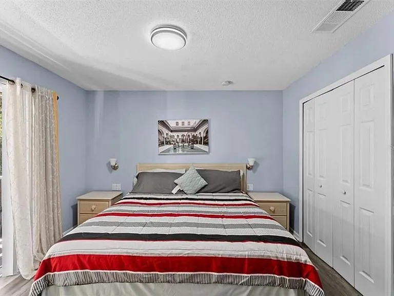 1017 Park Ridge Cir — Photo 10