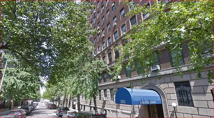 Sold by Cohen Smith Chang LLC | media 4