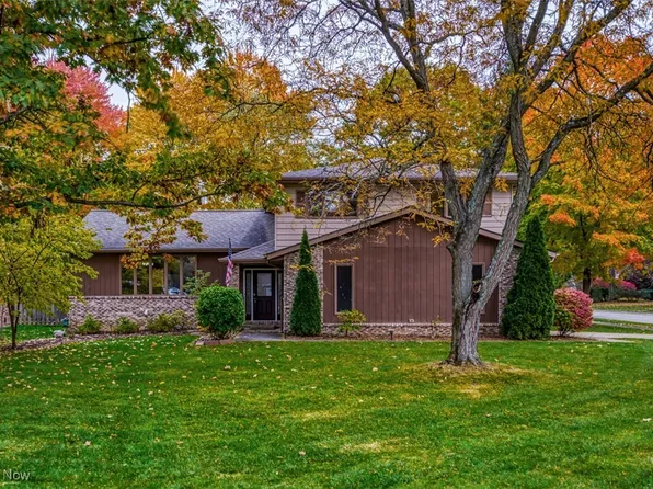 5157 Stansbury Dr, Solon, OH 44139