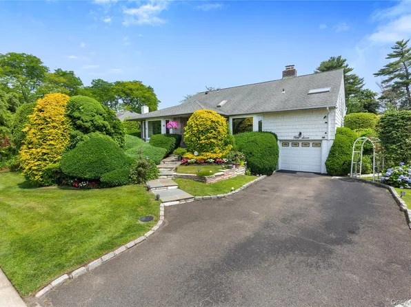 57 Merry Lane, Jericho, NY 11753