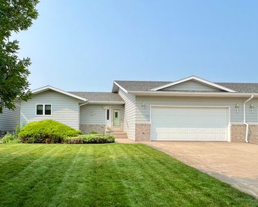 4305 Sandwedge Dr, Pierre, SD, 57501