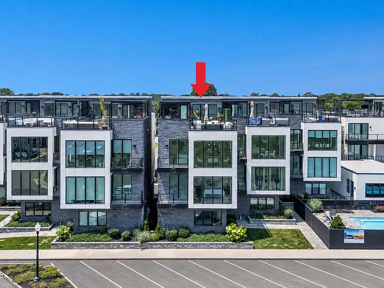 200 Ocean Ave N #5 — Photo 51