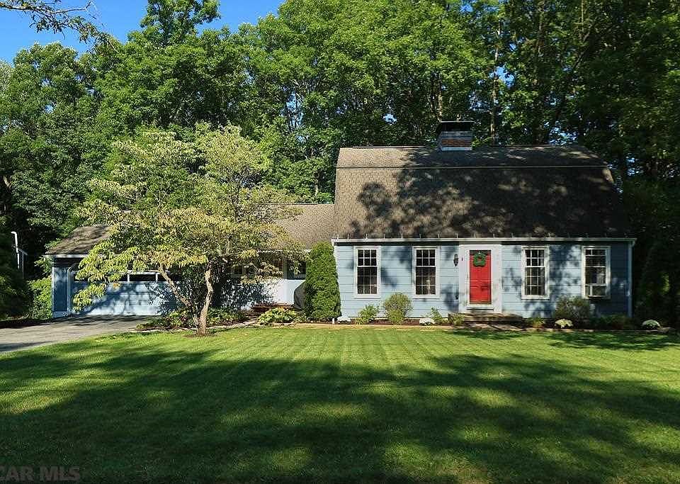 1st image of 453 Park Ln