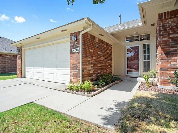 4th image of 14009 Buttercup Cir