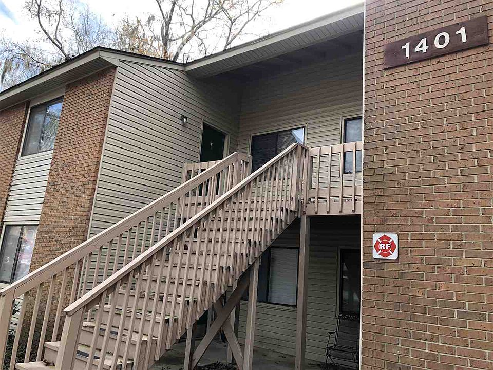 1st image of 1401 Willow Bend Way APT D