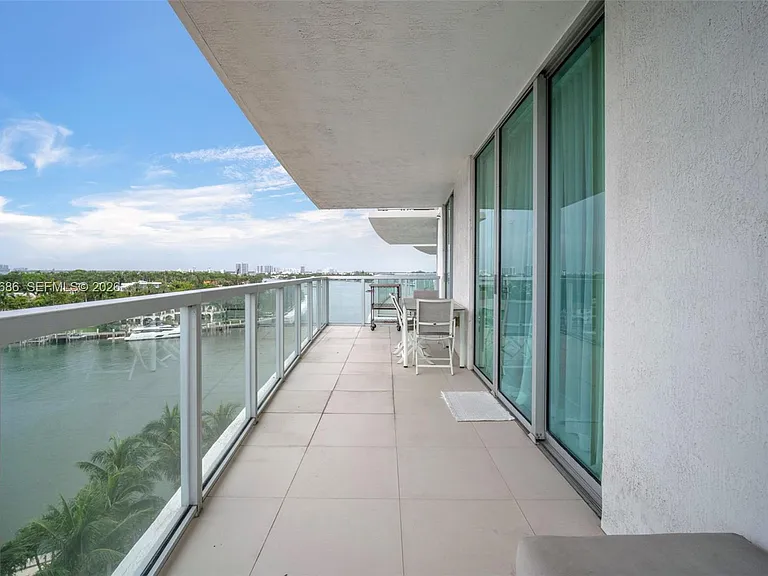 6700 Indian Creek Dr #904 — Photo 32