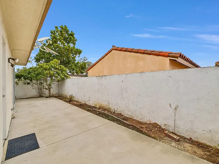1 Lancewood Way — Photo 64