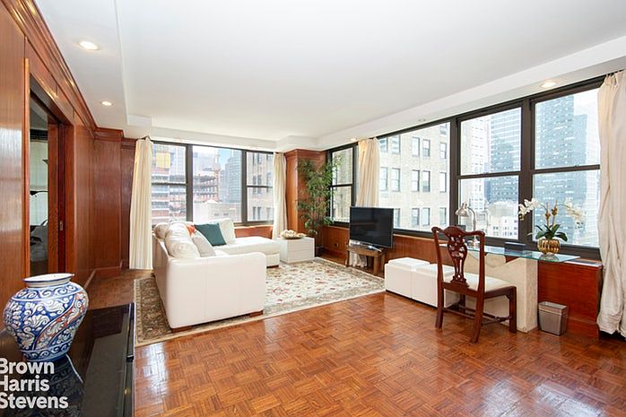 1st image of 117 E 57th St APT 32B