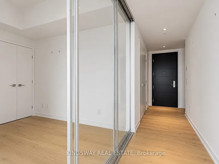 488 SW University Ave #5210 — Photo 7